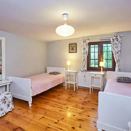 Dom wakacyjny Spacious Home, Pool, Sauna, Whirlpool Sasino