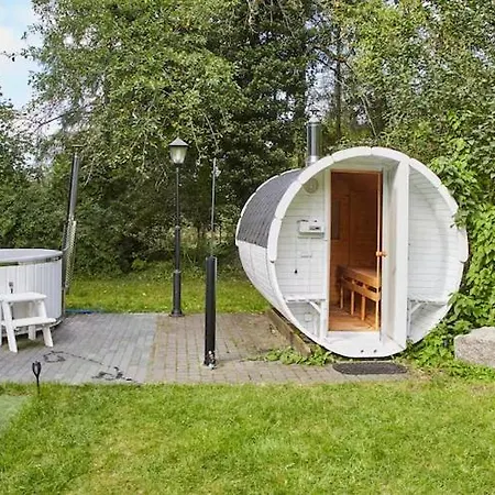 Spacious Home, Pool, Sauna, Whirlpool * Sasino