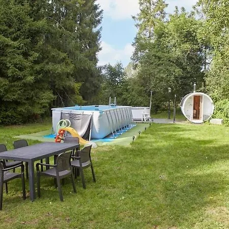 Spacious Home, Pool, Sauna, Whirlpool Dom wakacyjny
