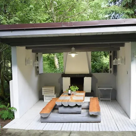 Ferienhaus Spacious Home, Pool, Sauna, Whirlpool Sasino