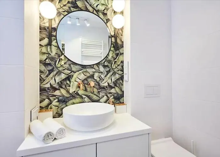 Spacious Home, Pool, Sauna, Whirlpool * Sasino